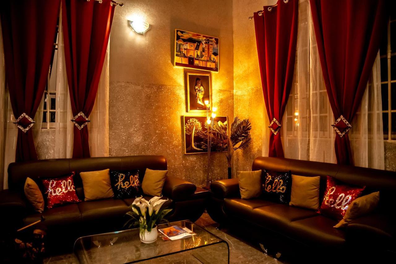 Homey Lodge Кумаси Экстерьер фото