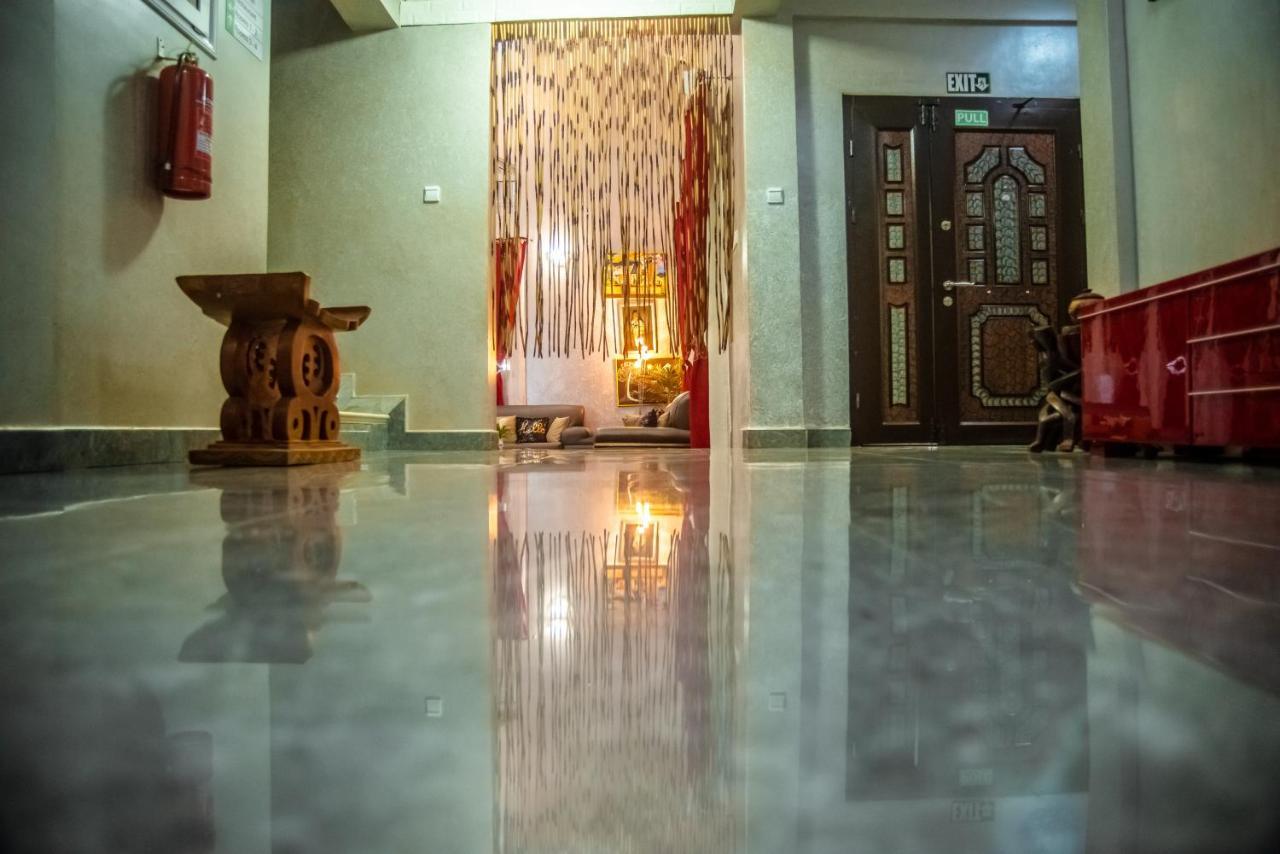 Homey Lodge Кумаси Экстерьер фото