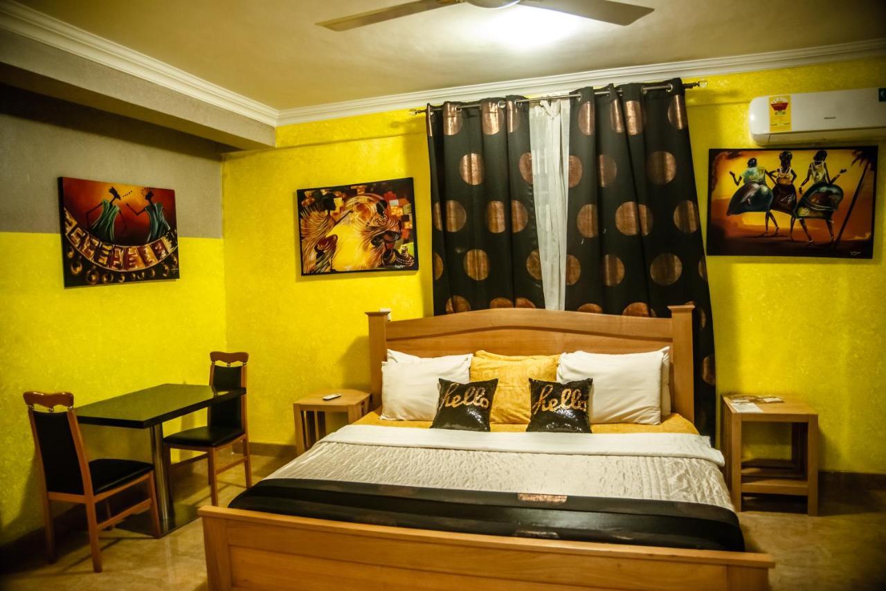 Homey Lodge Кумаси Экстерьер фото