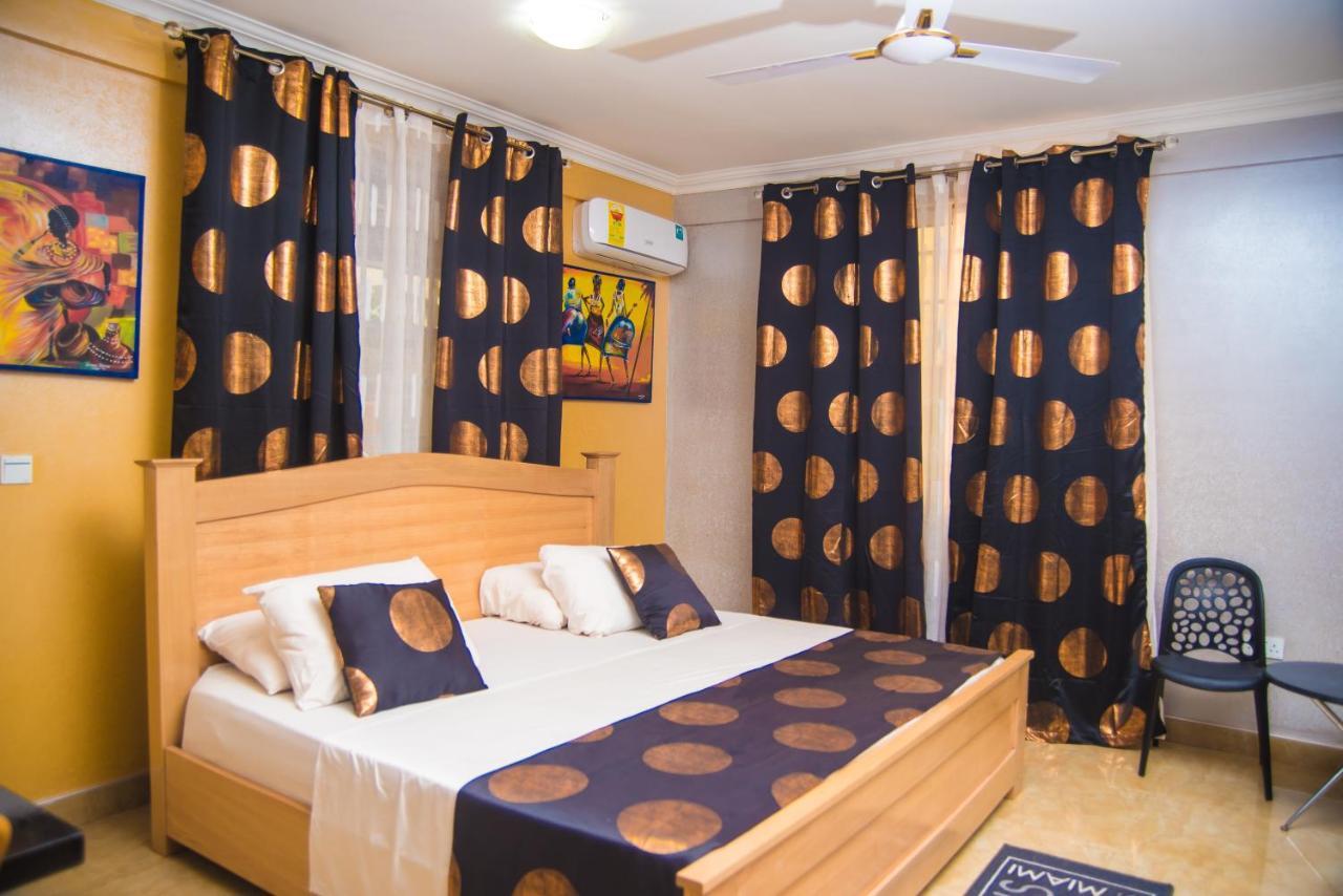 Homey Lodge Кумаси Экстерьер фото